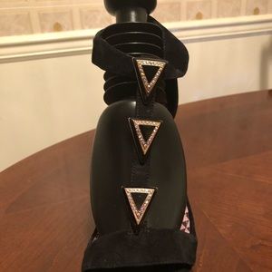 Jessica Simpson black size 10 female shoes 3”